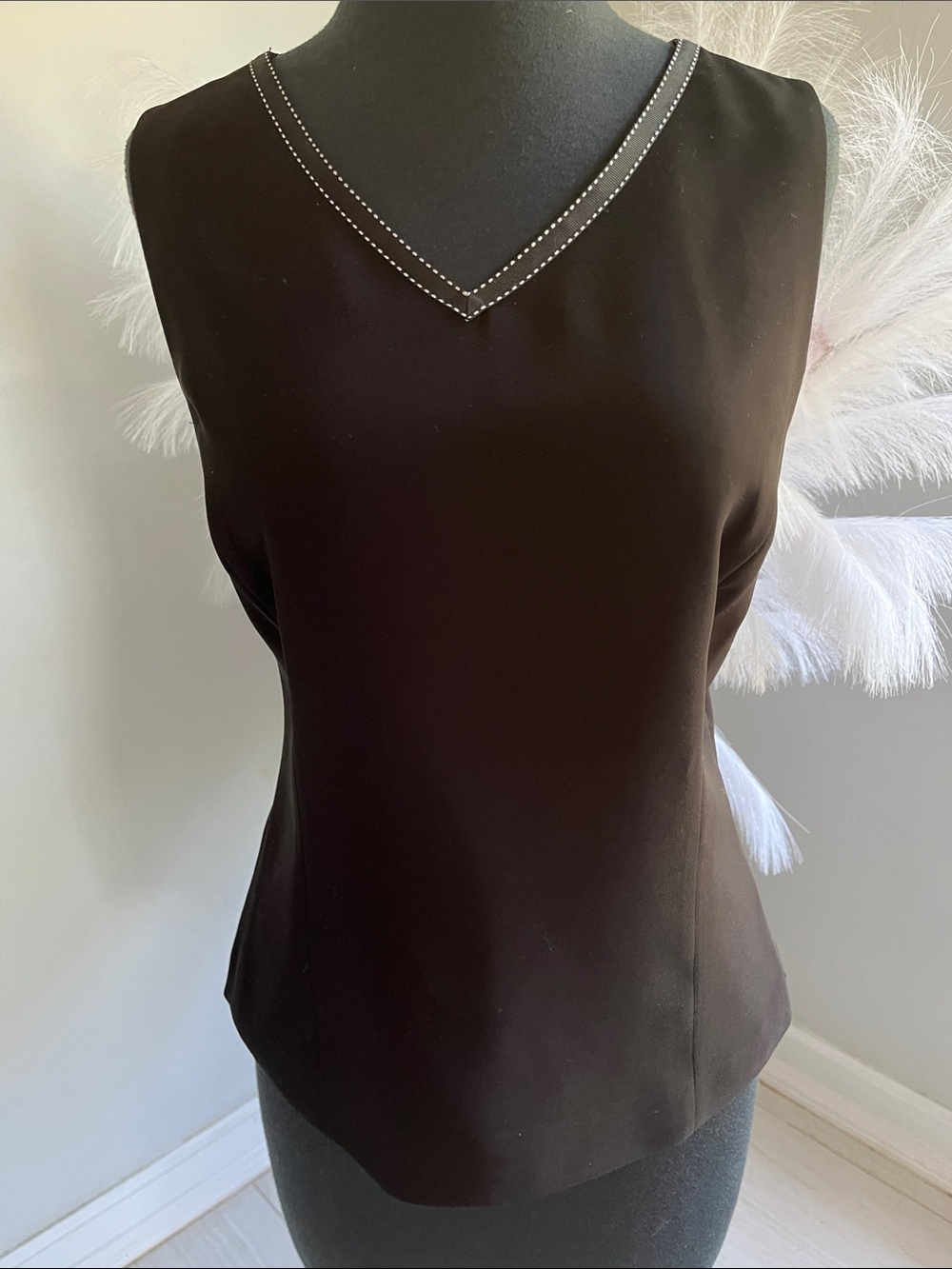 Kasper Black V-Neck Sleeveless Tank with Contrast Stitching